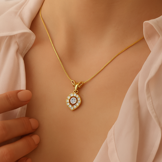Necklace with Sparkling